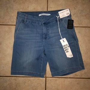 Denim celebrity pink Bermuda shorts.